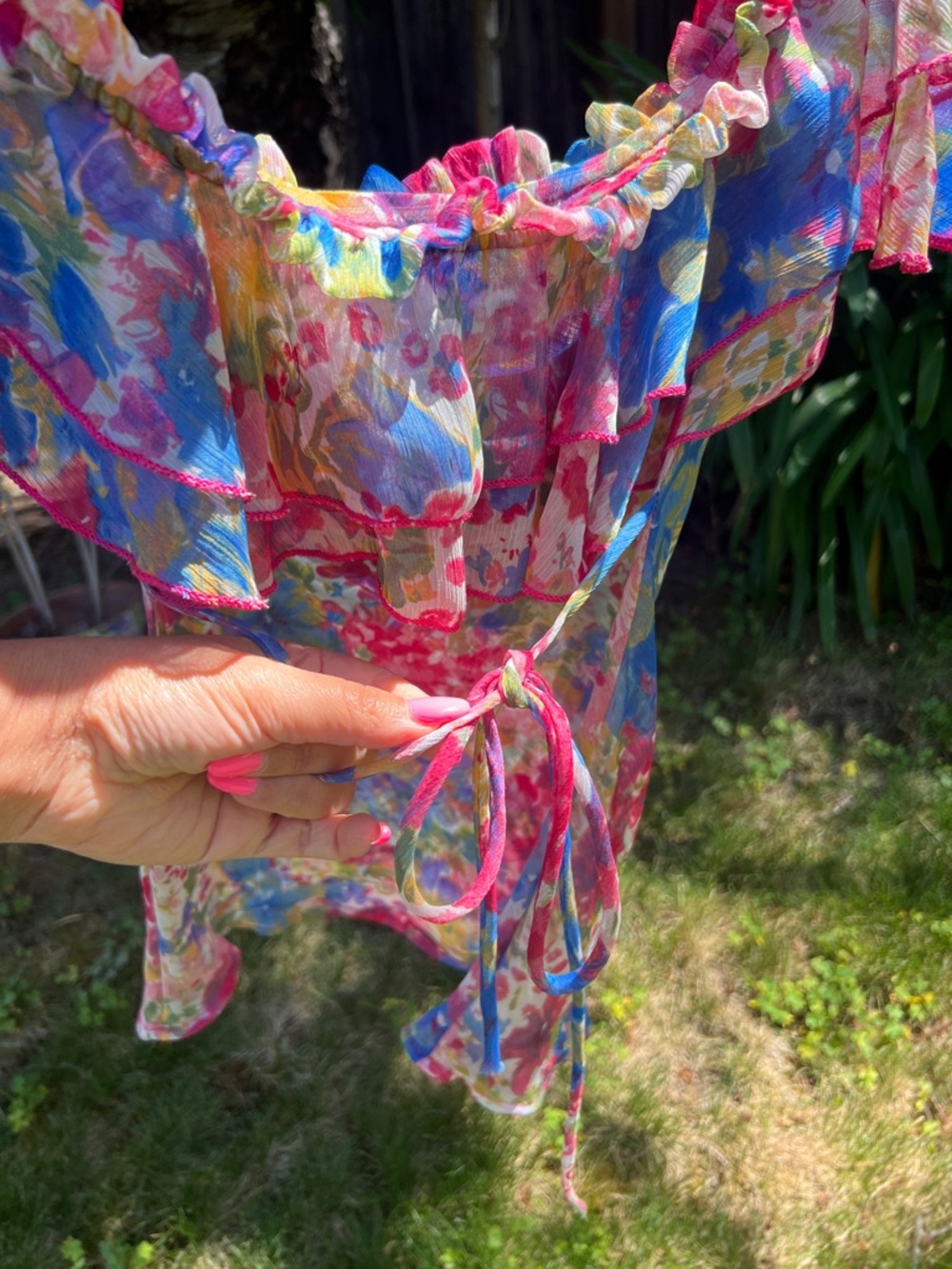Floral Ruffle chiffon strapless top - Picture 5 of 5